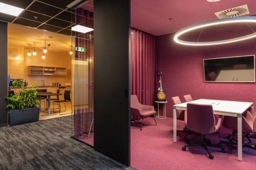 ARCHITEKTI ŠEBO LICHÝ S. R. O. | ERSTE