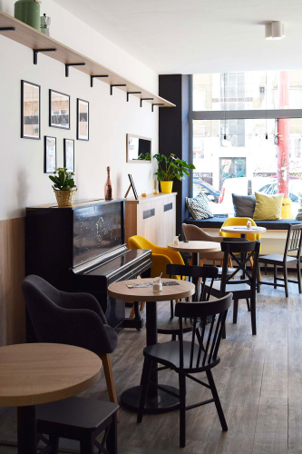 Vau-architekti-dizajn-kaviarne-la-patisserka