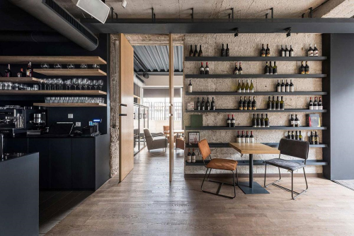 Compass ateliér - dizajn reštaurácie Vino bar