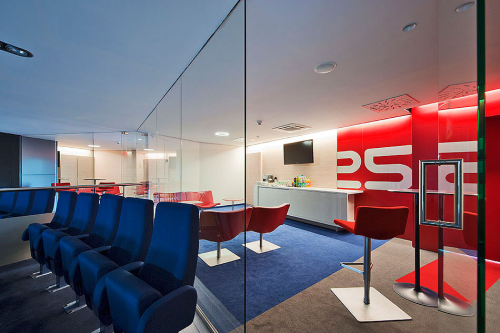 Fischer architects - interiér VIP salóna HC Slovan